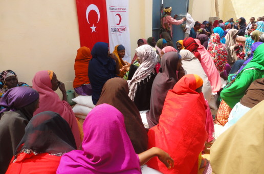 distribution of food  aid packages for 5000 HH with Support of Turkish Red crescent